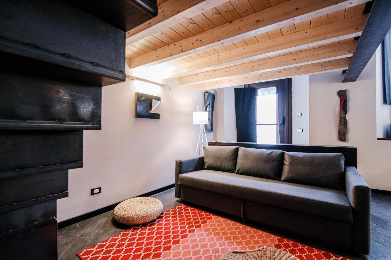 Apartamento Palazzo Del Pero - The House Of Travelers Como Exterior foto
