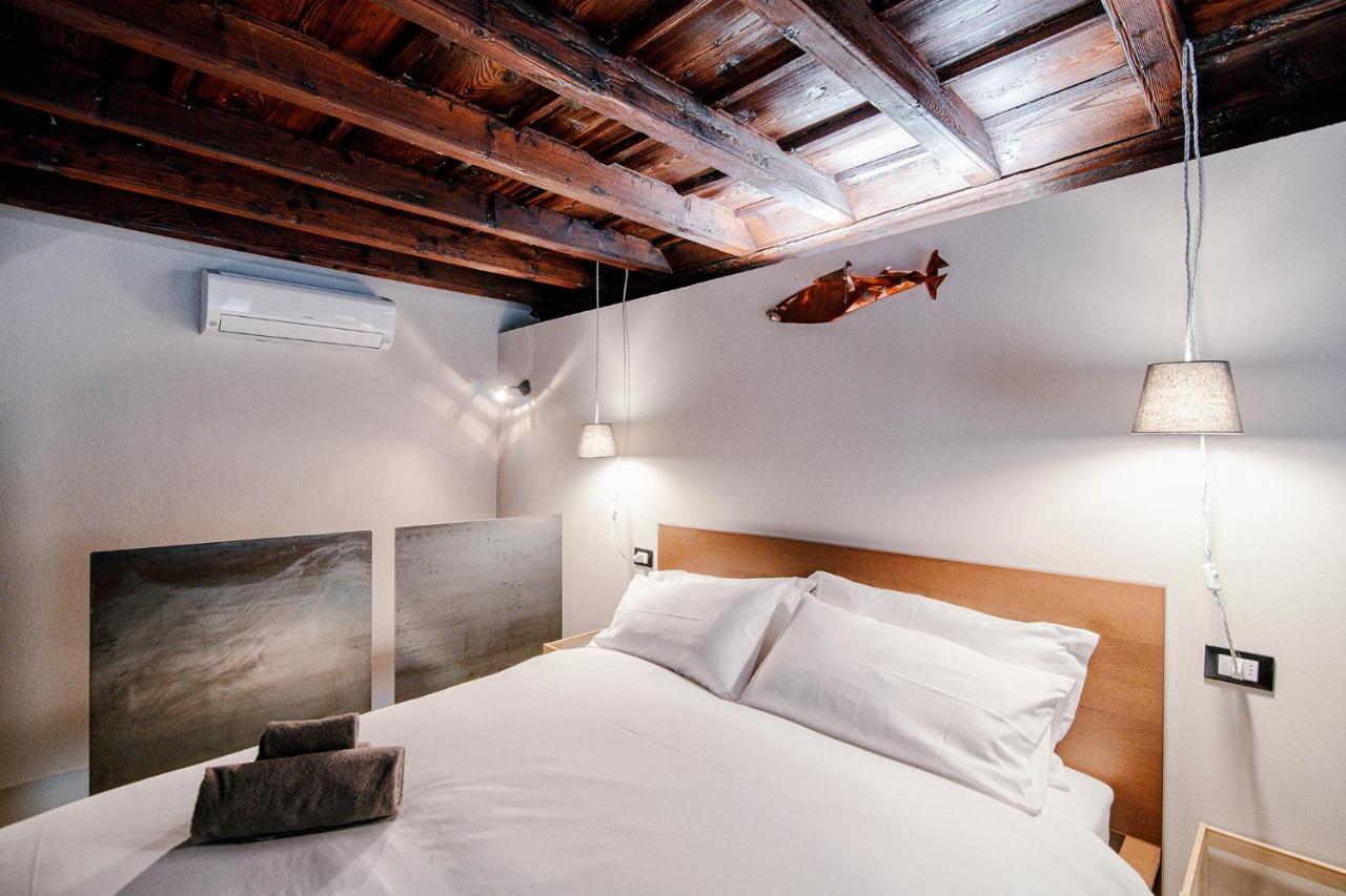 Apartamento Palazzo Del Pero - The House Of Travelers Como Exterior foto